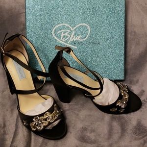 Betsey satin pumps